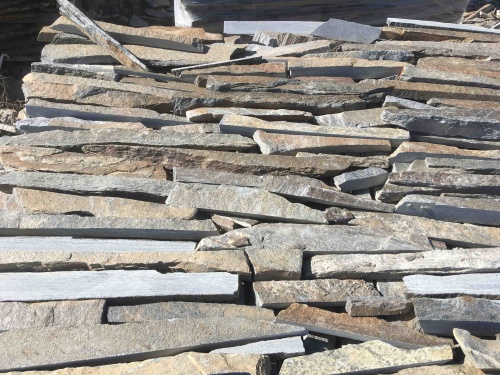 Горбушка златолит мультиколор для облицовки купить в Горнозаводске