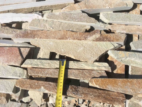 Горбушка златолит золотистый для облицовки купить в Горнозаводске