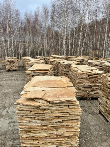 Плитняк златолит жёлтый для фасада 1,5-3 см купить в Горнозаводске