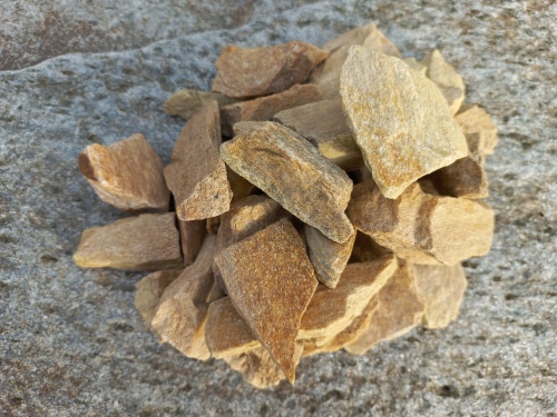 Златолит жёлтый декоративная каменная крошка купить в Горнозаводске