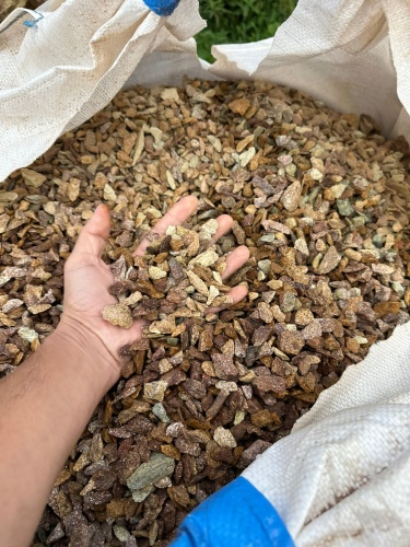 Златолит персиковый декоративная каменная крошка купить в Горнозаводске