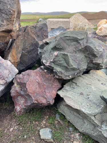 Камни для ландшафтного дизайна зелёные 10-60 килограмм купить в Горнозаводске