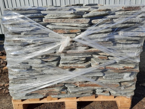 Златолит серебристый галтованный для лестниц купить в Горнозаводске