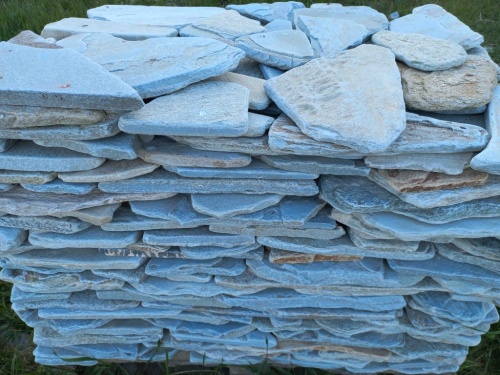 Плитняк златолит зелёный галтованный для цоколя купить в Горнозаводске